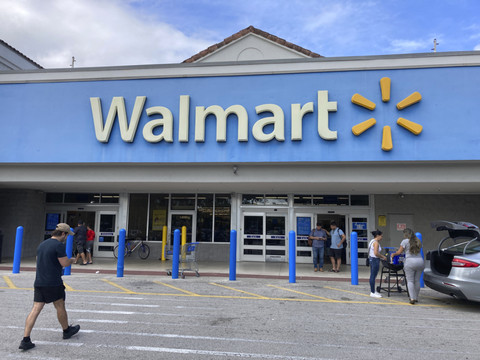 Walmart relève ses prévisions annuelles