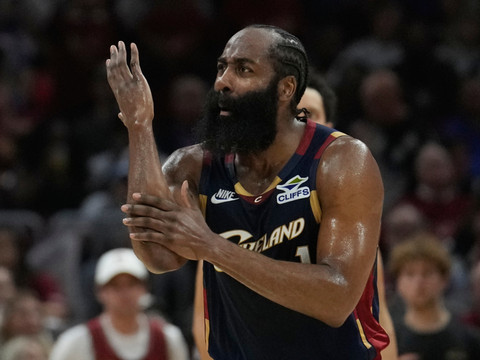 Harden signe un nouveau contrat avec Cleveland
