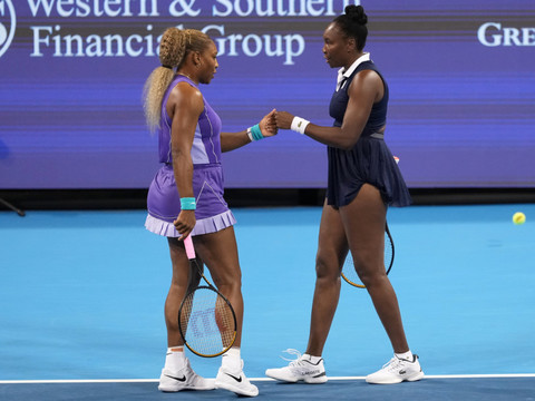 Serena Williams et Carlos Alcaraz associés en double mixte