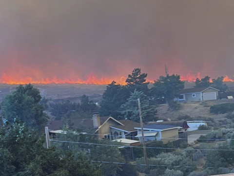 Plus de 40'000 évacués face à un feu de forêt dans le Nevada