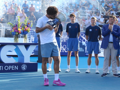 Arthur Fils sacré à Cincinnati avant l'US Open
