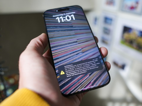 Berne veut près de 16 millions pour l'alarme sur portable