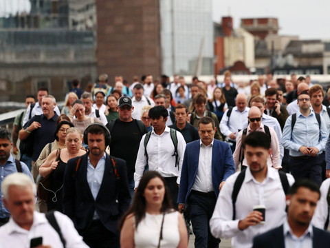 L'IA s'installe au bureau sans révolutionner la productivité