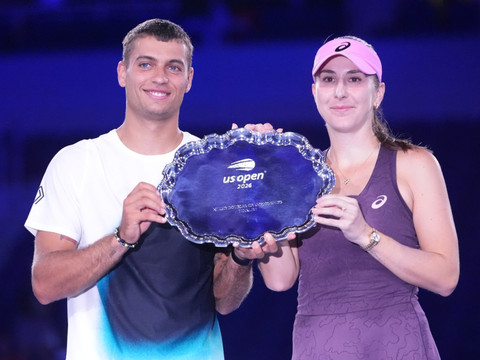 Bencic/Cobolli battus en finale du double mixte