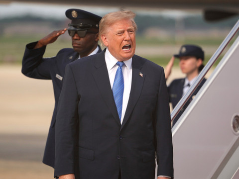 Trump annonce un important accord pétrolier avec le Venezuela