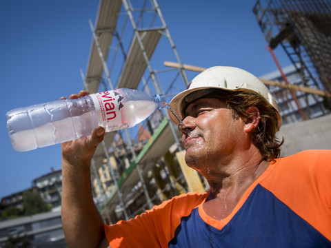 Canicule: Unia dénonce le non-respect des mesures sur les chantiers