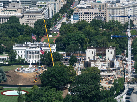 La construction de la salle de bal à la Maison-Blanche autorisée