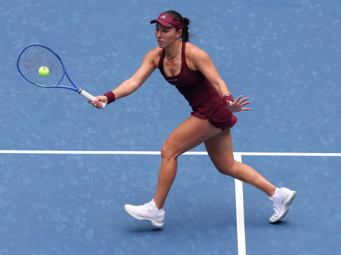 Jessica Pegula et Daniil Medvedev filent au troisième tour