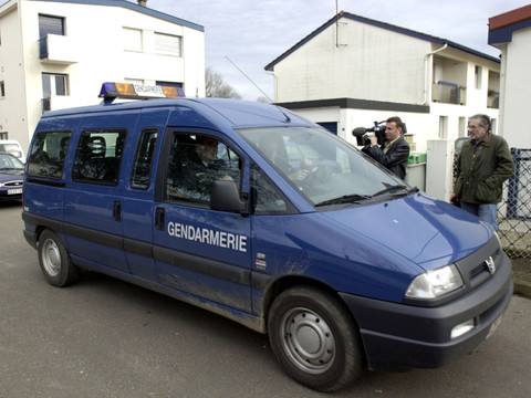 Une fillette d'un an et demi accidentellement écrasée par son père