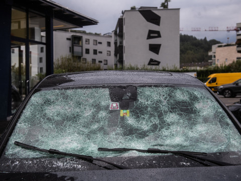 Orages de grêle: les dommages vont dépasser les 100 millions