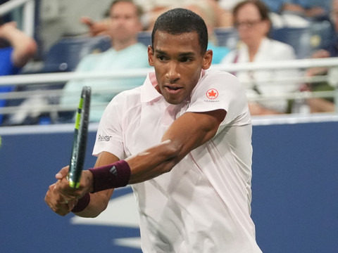 Auger-Aliassime sorti dès le 2e tour