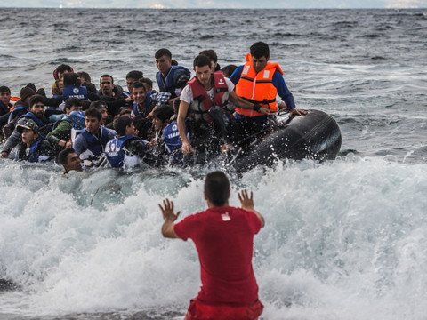 Migrants: cinq pays européens veulent un centre de retours