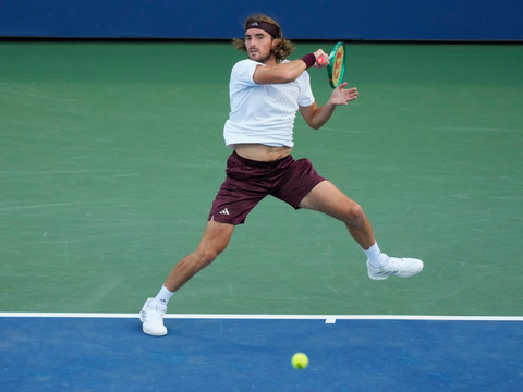Tsitsipas en 8es de finale à New York, une première