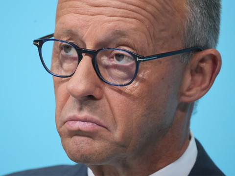 Face à l'extrême droite, Merz veut maintenir le cap de réformes