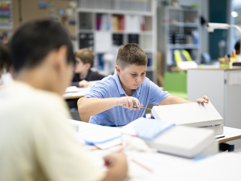 PISA: résultats en baisse en lecture et mathématiques