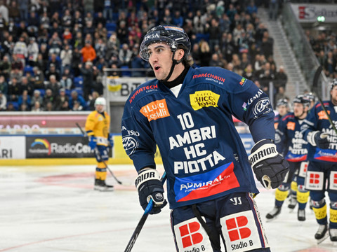 Alex Formenton quitte Ambri pour retourner en NHL