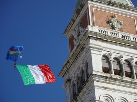 Italie: la production industrielle reste atone en juillet