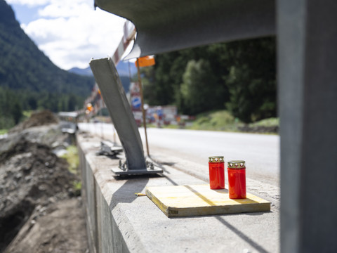 L'accident mortel de car à Susch choque la Suisse et les Pays-Bas