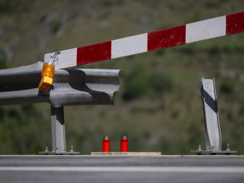 Accident de car en Engadine: le chauffeur visé par une enquête