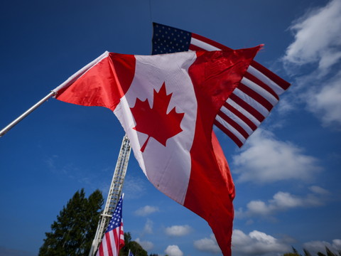 Les Etats-Unis frappent des produits canadiens d'une surtaxe de 50%