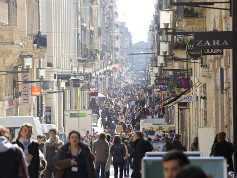 France: l'Insee confirme une inflation à 2,4% en août sur un an