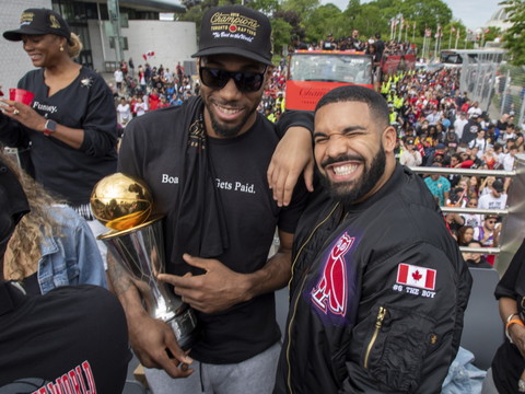 Les Toronto Raptors officialisent le retour de Kawhi Leonard