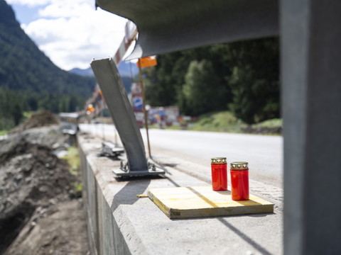 Les cinq victimes de l'accident de car à Susch ont été identifiées