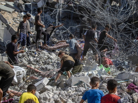 Gaza: 21 morts dont 12 enfants dans l'effondrement d'un immeuble