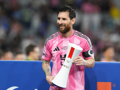 Un 100e but et un trophée pour Messi avec Miami