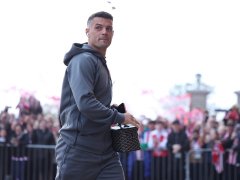 Granit Xhaka visé par une enquête pour faux certificat Covid