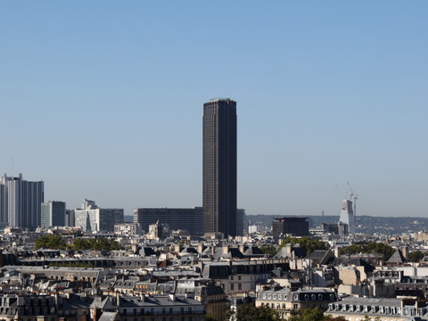 Le vaste projet de rénovation de la tour Montparnasse tombe à l'eau
