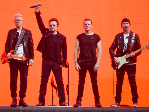U2, 50 ans de rock et bientôt un nouvel album, 