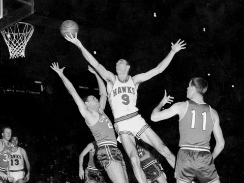 NBA: L'Américain Bob Pettit, premier MVP de la ligue, est décédé