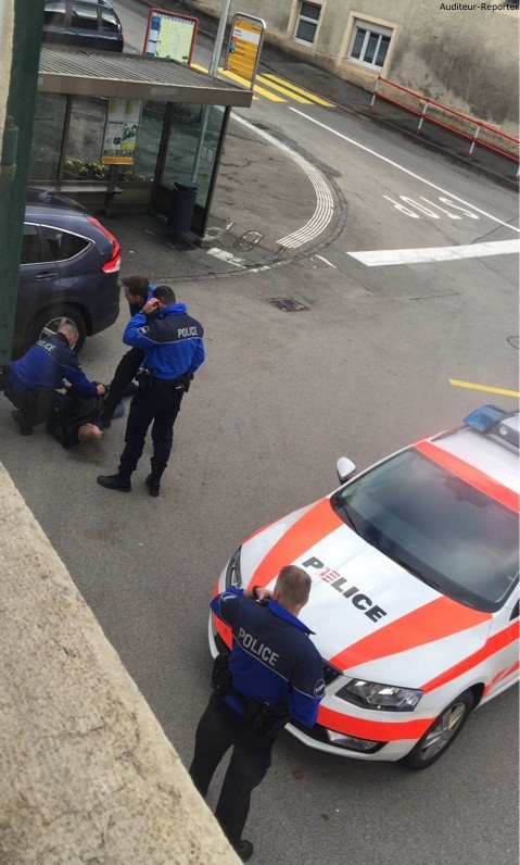 Intervention de police, vol à l'arrachée à Courrendlin