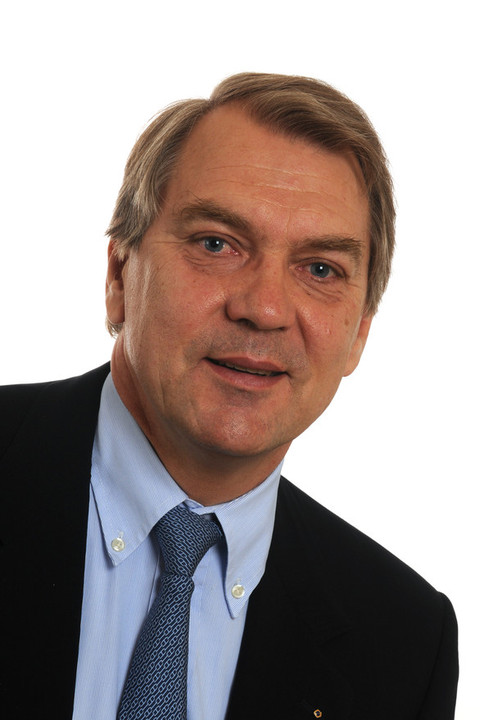 Robert Rettby.