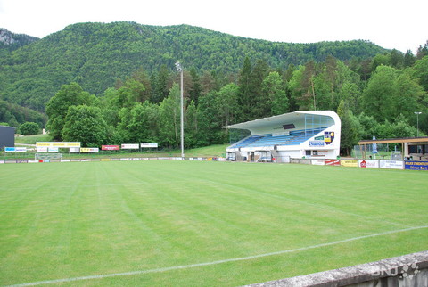 Le stade de Chalière à Moutier risque d'être recouvert d'un manteau blanc.