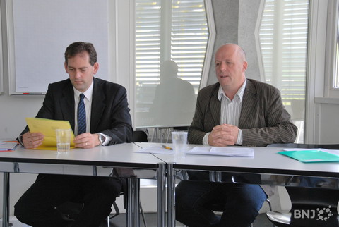 Fabian Greub (à gauche, secrétaire général du CJB), Christophe Gagnebin (à droite, vice-président du CJB).