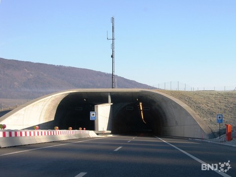 A16