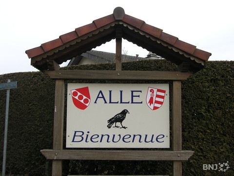 Panneau de bienvenue à Alle