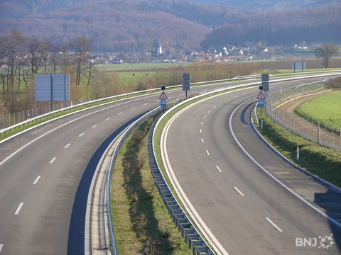 Autoroute A16