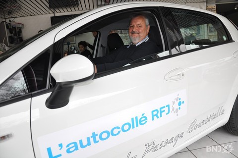Autocollé 2011
