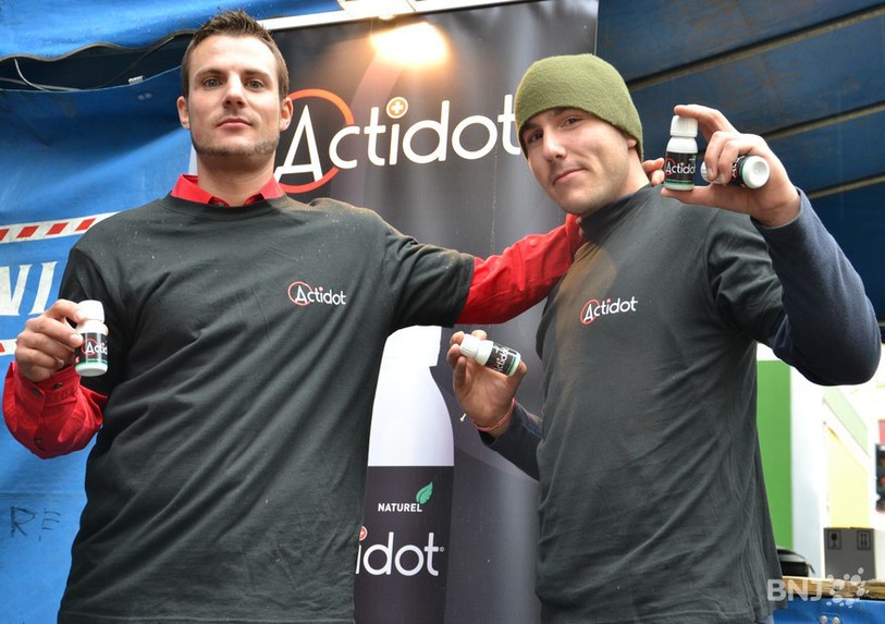 Renaud Jubin et Maxime Flury souhaitent commercialiser les fioles d'Actidot.