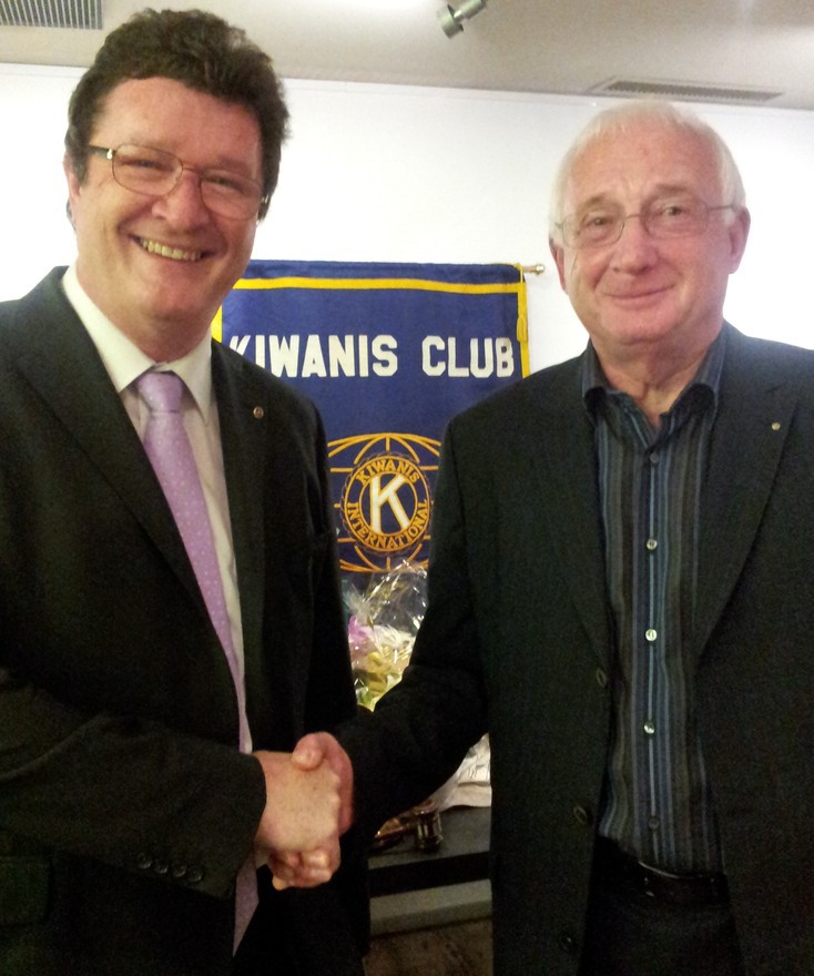 Jean-Jacques Borgeaud (à droite) conduira les clubs kiwaniens de la région