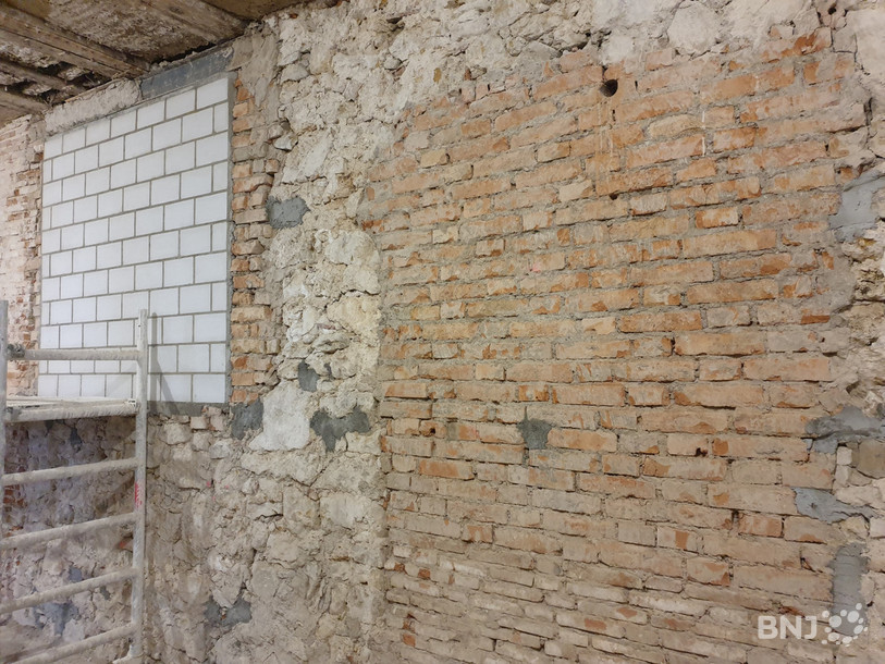 Les travaux de rénovation ont permis de révéler les différentes étapes de l’évolution du monument comme ici, avec les trois types de matériaux utilisés.