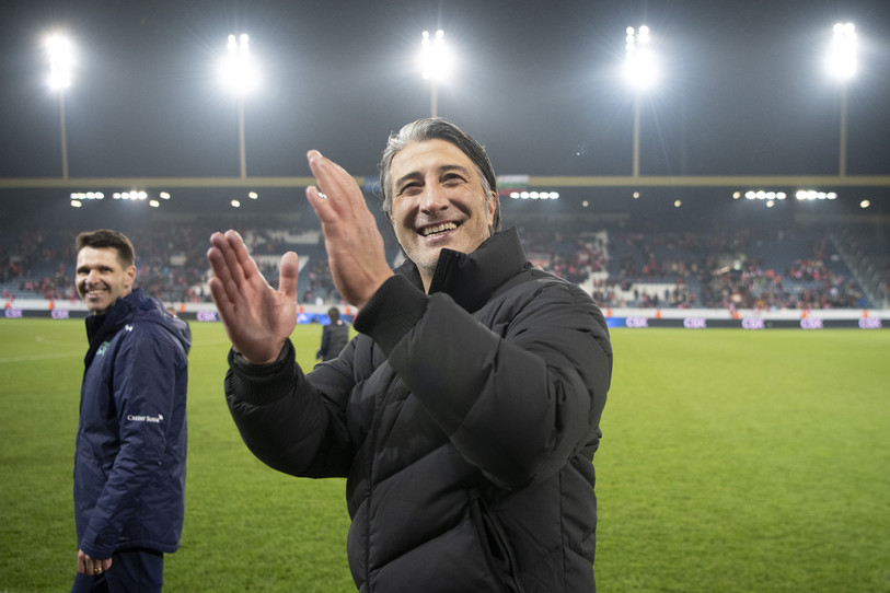 Murat Yakin a fait des choix tactiques culottés qui ont payé et permis à l'équipe de Suisse de se qualifier directement pour le Qatar. (Photo : EPA/ALESSANDRO DELLA VALLE)