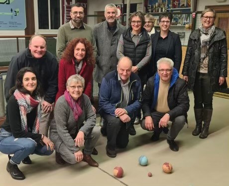 Les membres de la députation francophone se sont retrouvés mardi soir à Corgémont au Bocciodrome du Vallon. L'occasion de s'affronter dans un tournoi. (Photo: députation francophone)