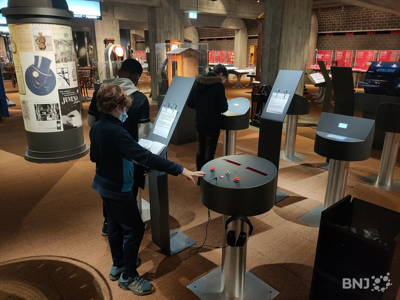 Cette classe de La Chaux-de-Fonds a visité jeudi le Musée international d'horlogerie. 