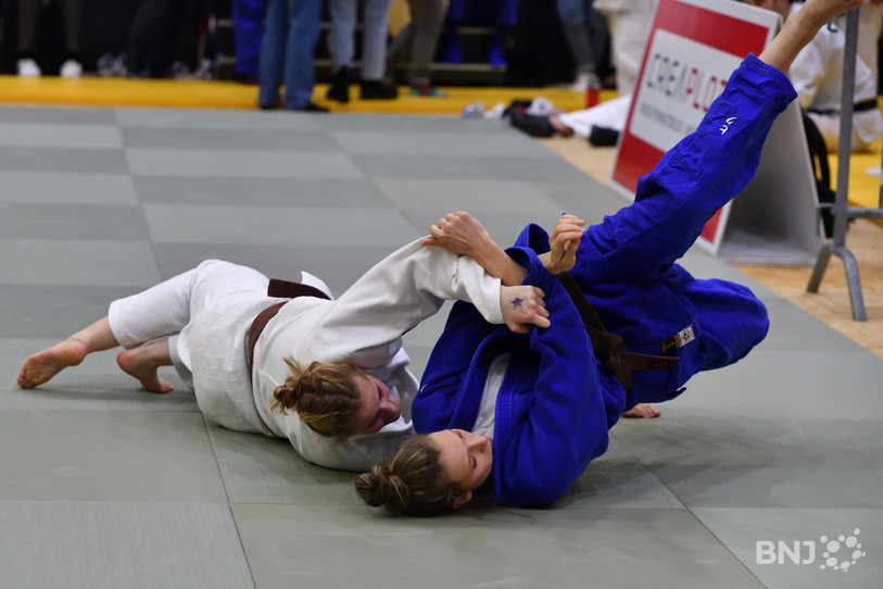 Les judokas de Cortaillod se sont démenés sur le tatami biennois. (Photo: Georges Henz)
