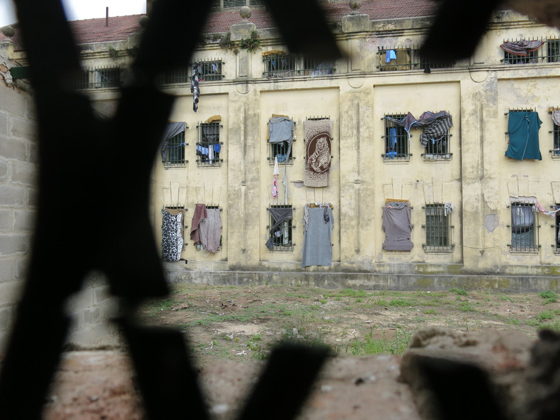 Vue de la prison de Coronda aujourd’hui (photo : Sergio Ferrari/El periscopio).