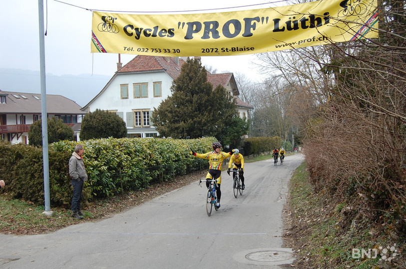 Patrick Lüthi gagne à Wavre.
